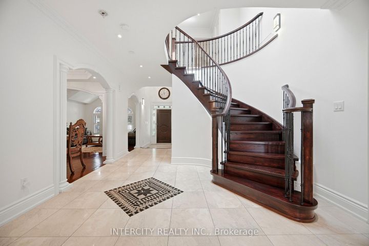 Photo 5 at 25 Lockheed Boulevard, Humber Heights, Toronto