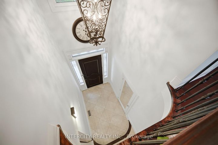 Photo 19 at 25 Lockheed Boulevard, Humber Heights, Toronto
