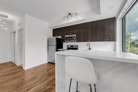 Photo 12 at 305 - 639 Lawrence Avenue, Lawrence, Toronto
