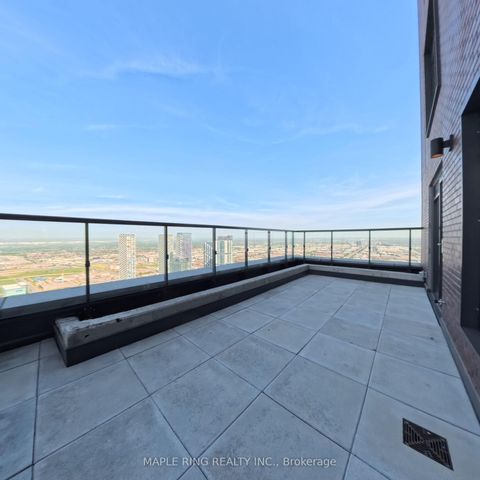 Photo 9 at 5402 - 2920 Highway 7 Road, Concord, Vaughan