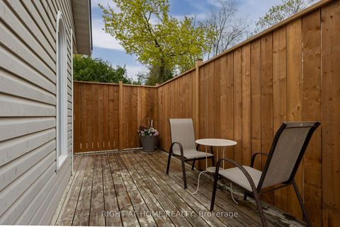 Photo 4 at 120 Wright Street, Mill Pond, Richmond Hill