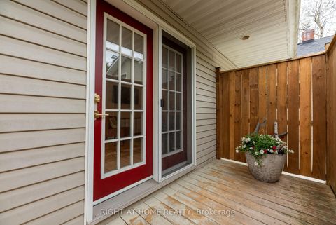 Photo 5 at 120 Wright Street, Mill Pond, Richmond Hill