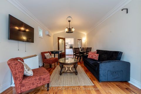 Photo 6 at 120 Wright Street, Mill Pond, Richmond Hill