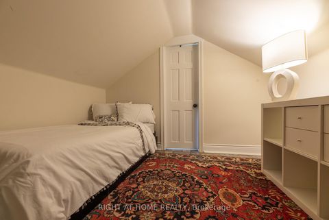 Photo 26 at 120 Wright Street, Mill Pond, Richmond Hill