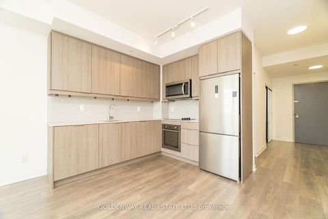 Photo 9 at 2809 - 32 Forest Manor Road, Henry Farm, Toronto