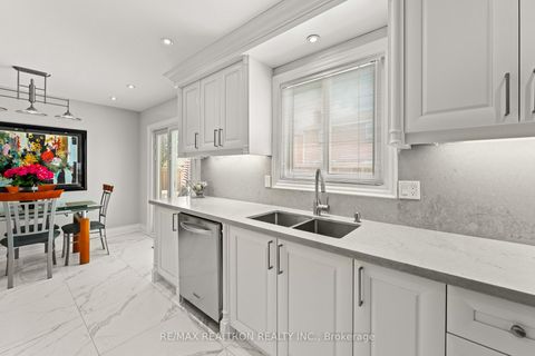 Photo 16 at 10 Millcreek Crescent, Brownridge, Vaughan