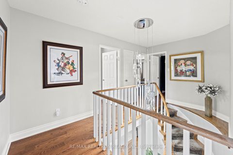 Photo 24 at 10 Millcreek Crescent, Brownridge, Vaughan