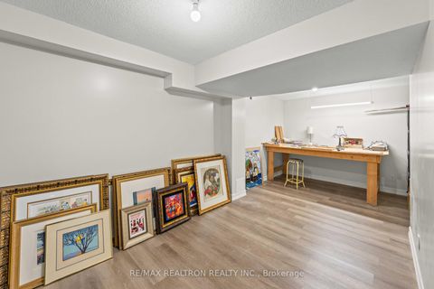 Photo 37 at 10 Millcreek Crescent, Brownridge, Vaughan