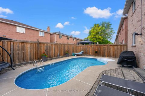 Photo 42 at 10 Millcreek Crescent, Brownridge, Vaughan