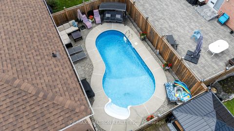 Photo 46 at 10 Millcreek Crescent, Brownridge, Vaughan