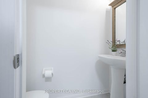 Photo 9 at 34 Ferguson Street, Birchmount, Toronto
