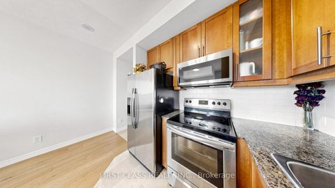 Photo 5 at 612 - 18 Holmes Avenue, Willowdale East, Toronto