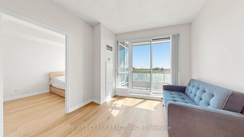 Photo 9 at 612 - 18 Holmes Avenue, Willowdale East, Toronto