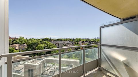 Photo 17 at 612 - 18 Holmes Avenue, Willowdale East, Toronto