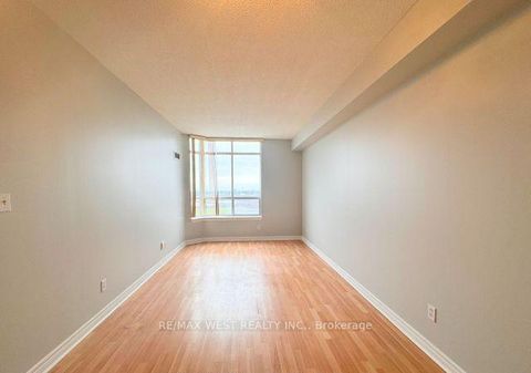 Photo 7 at PH7 - 1700 Eglinton Avenue, Victoria Village, Toronto
