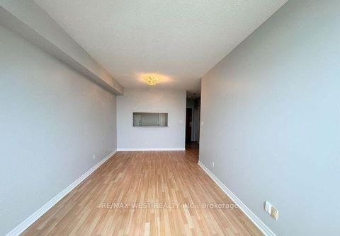 Photo 10 at PH7 - 1700 Eglinton Avenue, Victoria Village, Toronto