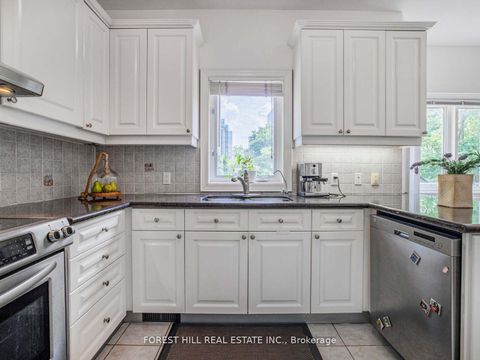 Photo 11 at 125 Spring Garden Avenue, Willowdale East, Toronto