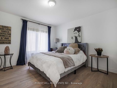 Photo 14 at 125 Spring Garden Avenue, Willowdale East, Toronto
