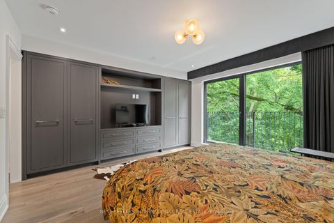 Photo 21 at 141 Chaplin Crescent, Forest Hill South, Toronto
