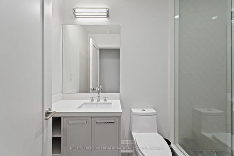Photo 39 at 141 Chaplin Crescent, Forest Hill South, Toronto