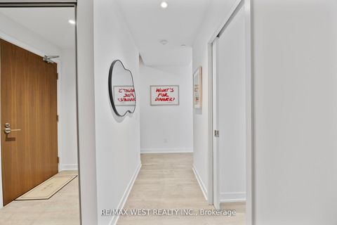 Photo 4 at 3902 - 1928 Lake Shore Boulevard W, South Parkdale, Toronto