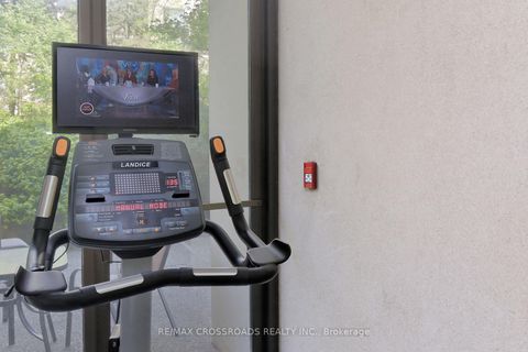 Photo 10 at 150 Heath St W 1301-1302, Casa Loma, Toronto