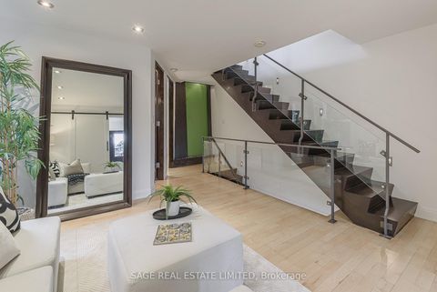 Photo 13 at 86 Dupont Street, Annex, Toronto