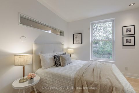 Photo 18 at 86 Dupont Street, Annex, Toronto