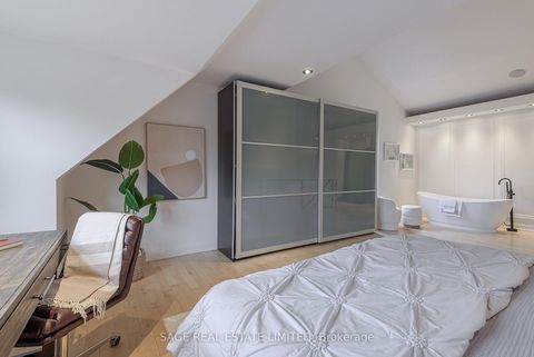 Photo 23 at 86 Dupont Street, Annex, Toronto
