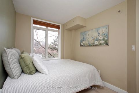 Photo 14 at 369 - 415 Jarvis Street, South St. James Town, Toronto