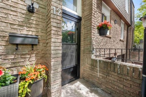 Photo 2 at 12 - 1 Davisbrook Boulevard, Sullivan, Toronto