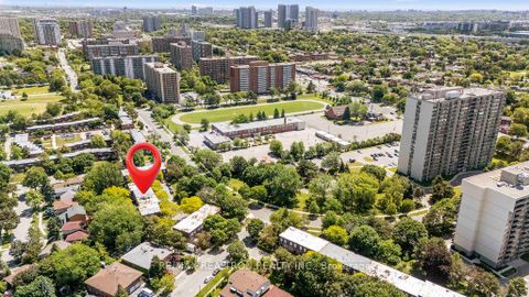 Photo 6 at 12 - 1 Davisbrook Boulevard, Sullivan, Toronto