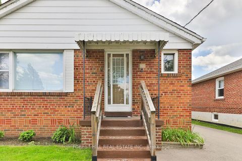 Photo 5 at 19 Silvercrest Avenue, Alderwood, Toronto