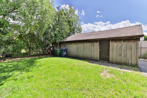 Photo 36 at 19 Silvercrest Avenue, Alderwood, Toronto