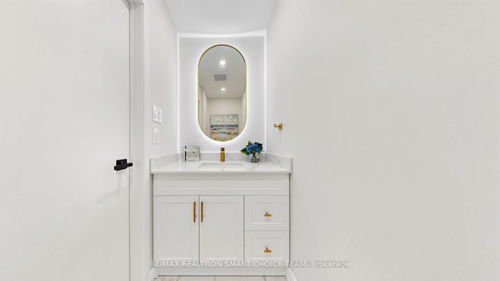 Photo 20 at 27 - 40 Dundalk Drive, Dorset Park, Toronto
