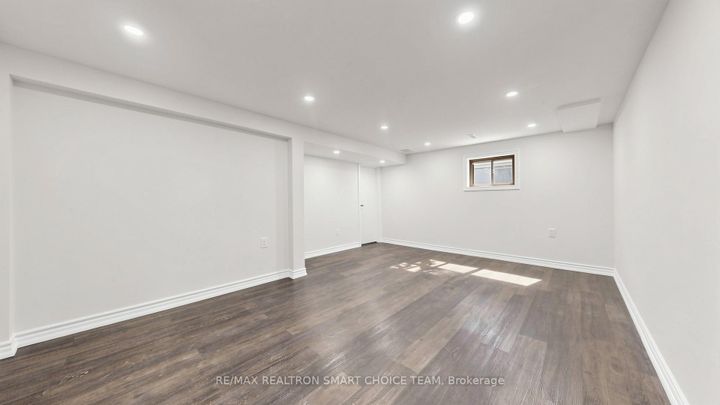 Photo 33 at 27 - 40 Dundalk Drive, Dorset Park, Toronto
