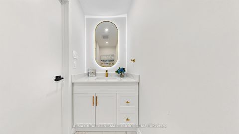 Photo 20 at 27 - 40 Dundalk Drive, Dorset Park, Toronto