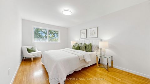 Photo 21 at 27 - 40 Dundalk Drive, Dorset Park, Toronto