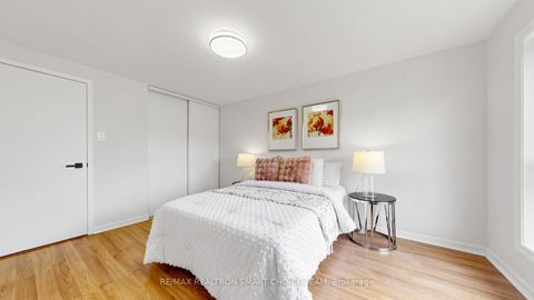 Photo 26 at 27 - 40 Dundalk Drive, Dorset Park, Toronto