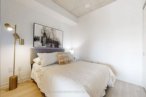 Photo 15 at 302 - 195 McCaul Street, Chinatown, Toronto
