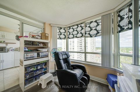 Photo 7 at 1112 - 330 Alton Towers Circle, Milliken, Toronto