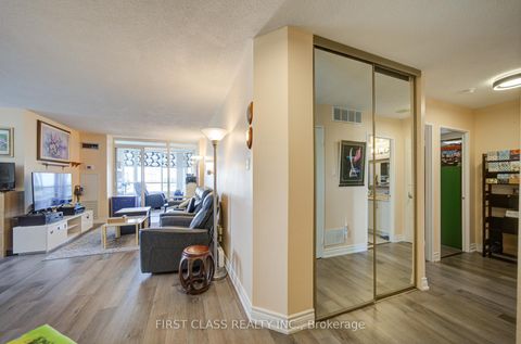 Photo 12 at 1112 - 330 Alton Towers Circle, Milliken, Toronto