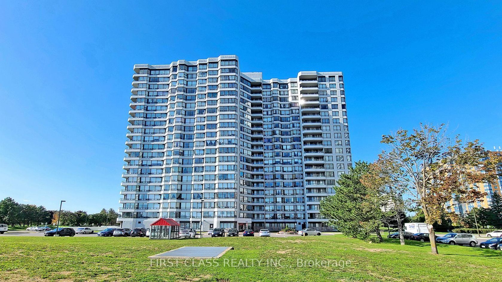 1112 - 330 Alton Towers Circle, Milliken, Toronto photo 1