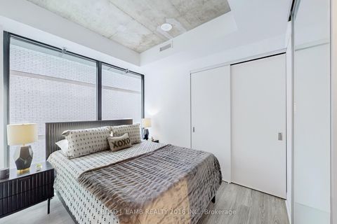 Photo 11 at 1011 - 195 McCaul Street, Chinatown, Toronto