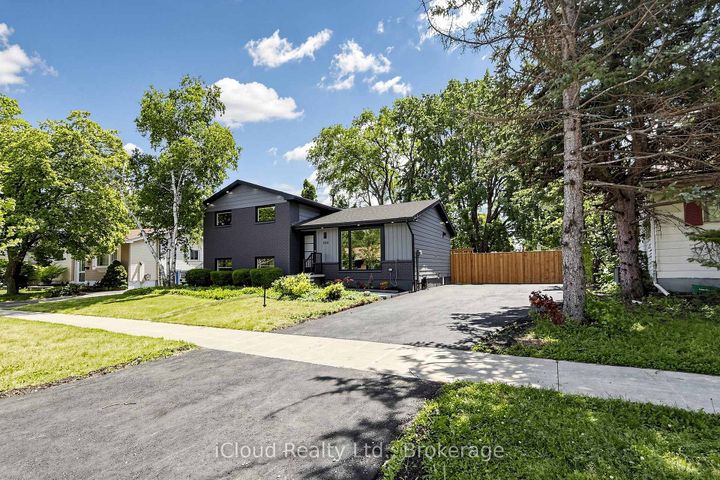 Photo 1 at 2151 Falmouth Terrace, Brant Hills, Burlington
