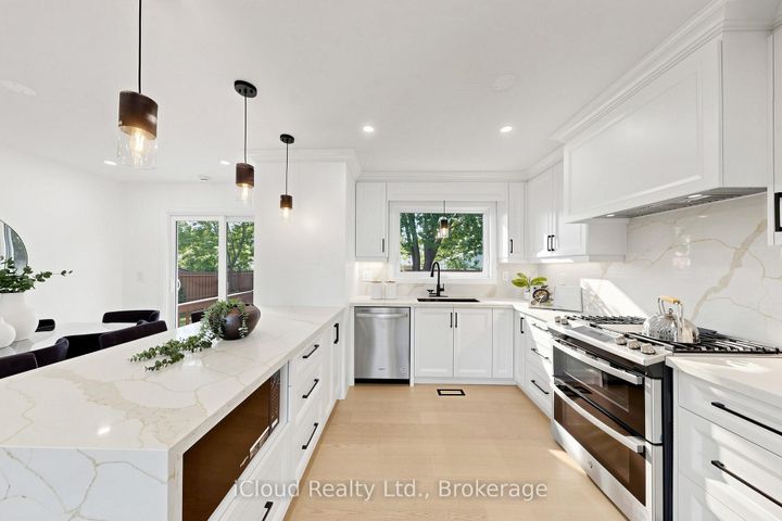 Photo 10 at 2151 Falmouth Terrace, Brant Hills, Burlington