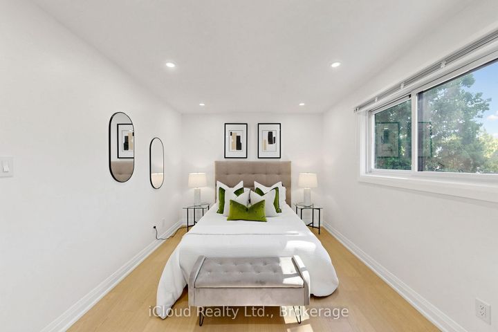 Photo 19 at 2151 Falmouth Terrace, Brant Hills, Burlington