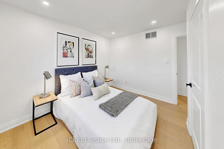 Photo 21 at 2151 Falmouth Terrace, Brant Hills, Burlington