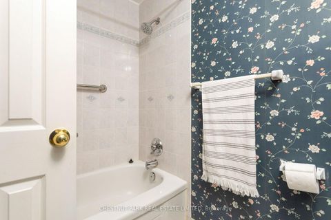 Photo 20 at 502 - 21 Dale Avenue, Moore Park, Toronto