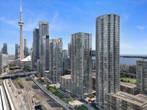 Photo 2 at PH06 - 15 Iceboat Terrace, Waterfront Communities C1, Toronto